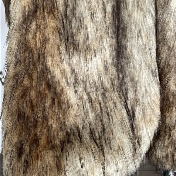Fabulous Furs Brown Faux Fur Coat - Picture 10 of 10